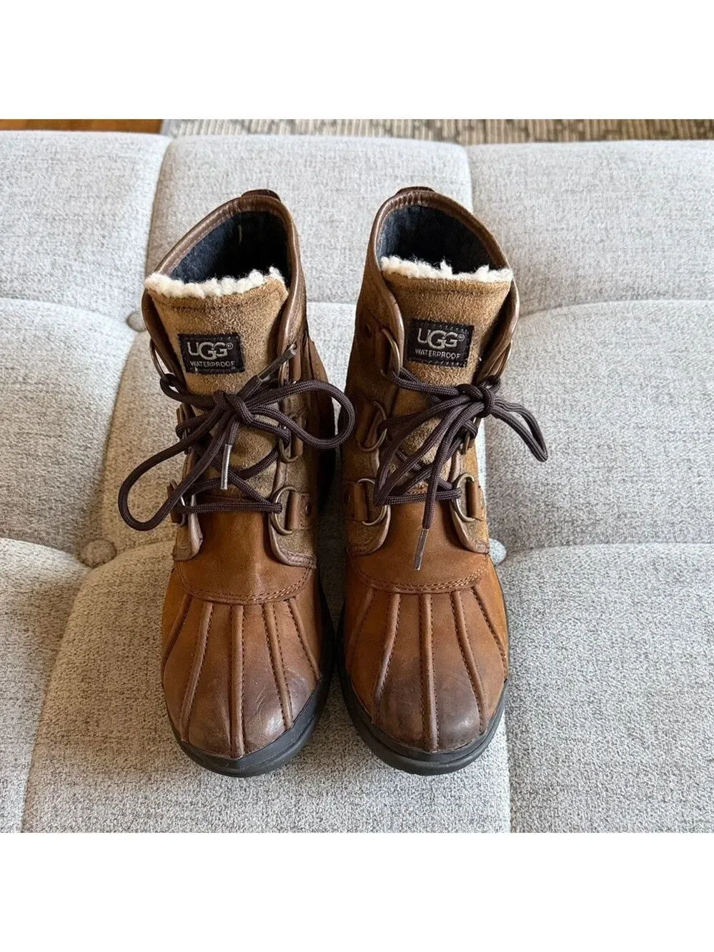 UGG Cecile Waterproof Duck Boots Sz 7.5 Fur Lined Leather Sued